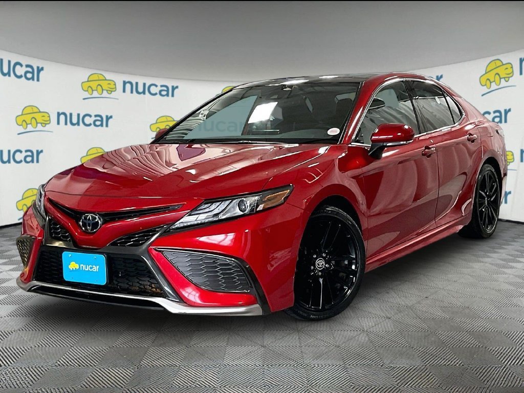 Used 2022 Toyota Camry XSE AWD/4WD image 3