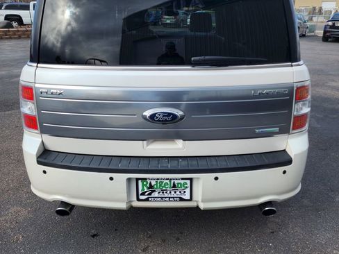 Used 2011 Ford Flex Limited w/ Rapid Spec Order Code image 5