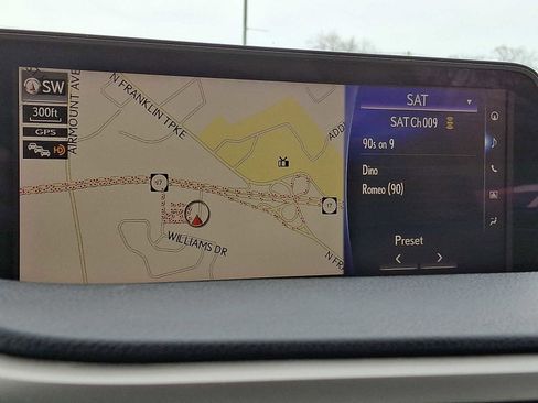 Used 2016 Lexus RX 350 w/ Premium Package image 15