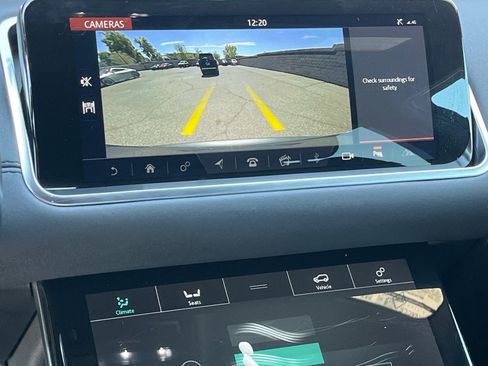 Used 2020 Land Rover Range Rover Evoque S AWD/4WD image 24