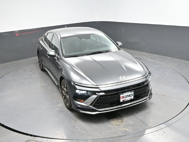 Used 2025 Hyundai Sonata SEL FWD image 36