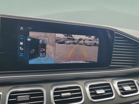 Certified 2026 Mercedes-Benz GLS 450 4MATIC image 28
