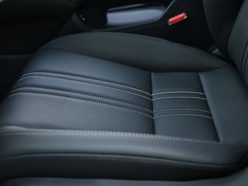 New 2026 Honda HR-V EX-L image 23