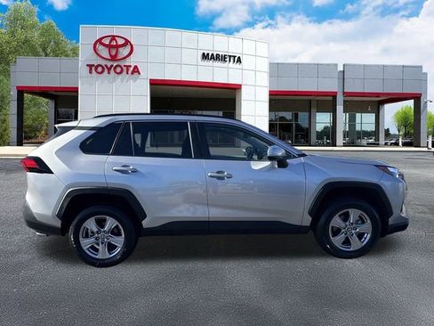 Certified 2022 Toyota RAV4 XLE image 30