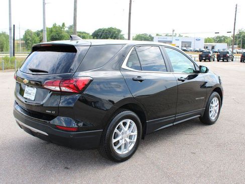 Used 2024 Chevrolet Equinox LT w/ LPO, Floor Liner Package AWD/4WD image 15