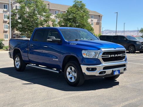 Used 2019 RAM 1500 Big Horn AWD/4WD image 7