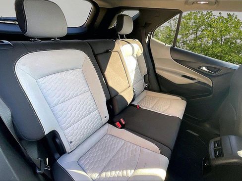 Used 2020 Chevrolet Equinox LT w/ LPO, Floor Liner Package image 24