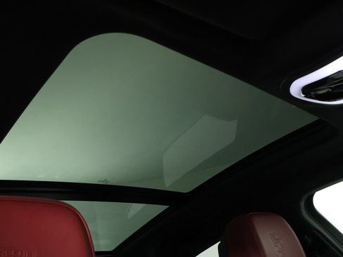 Certified 2026 Porsche Macan Turbo AWD/4WD image 25
