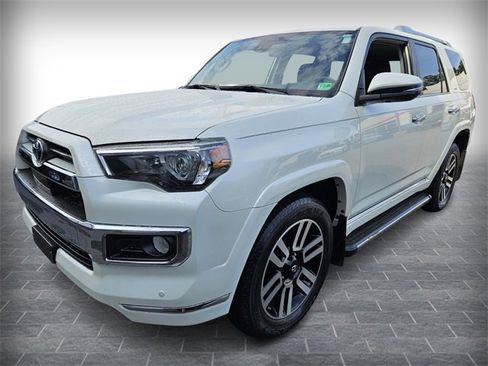 Used 2020 Toyota 4Runner Limited image 3
