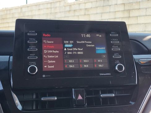 Certified 2022 Toyota Camry SE image 23