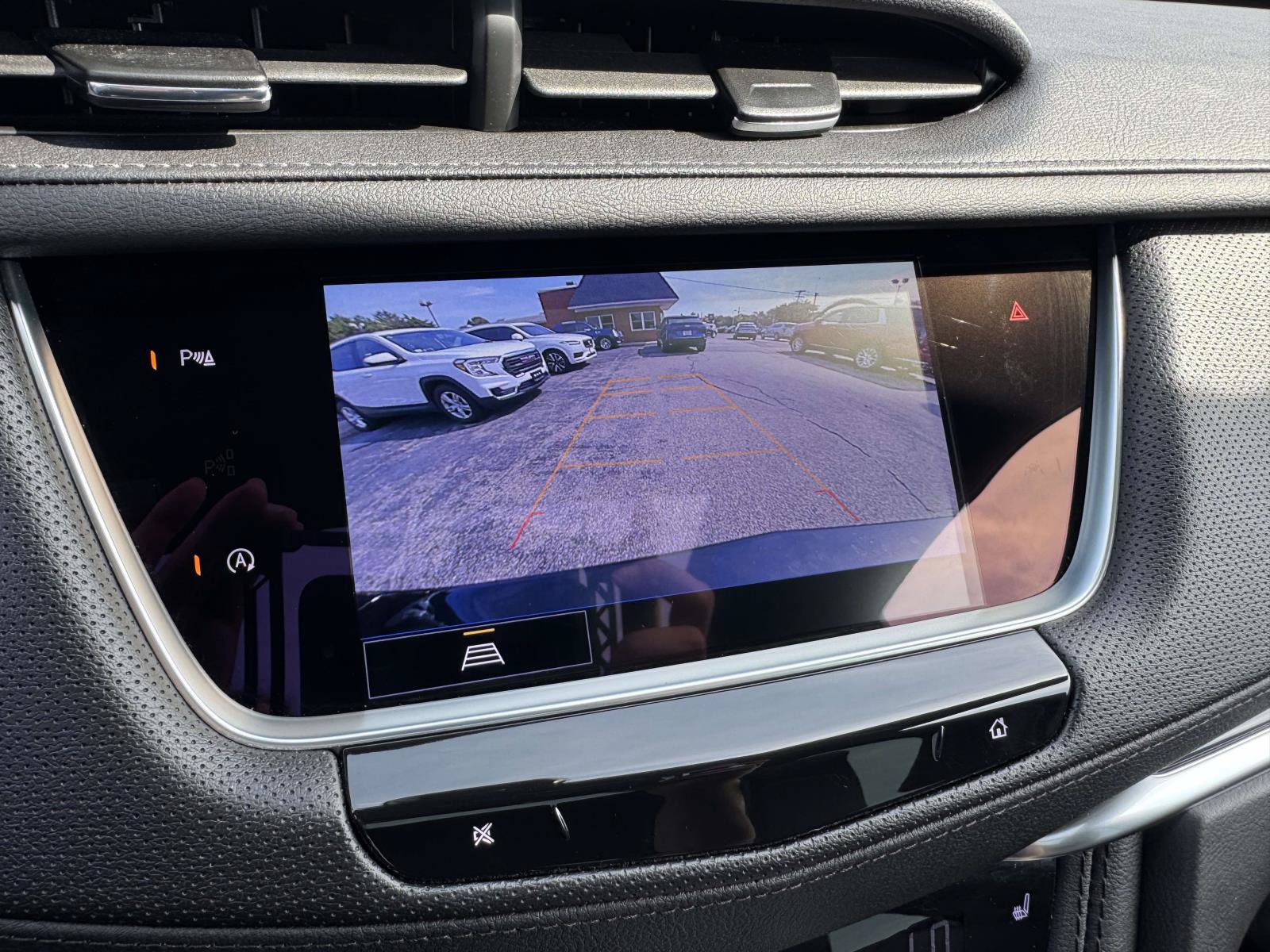 Certified 2023 Cadillac XT5 Premium Luxury AWD/4WD image 18