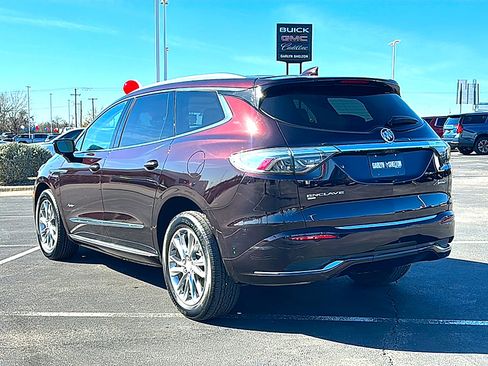 Used 2022 Buick Enclave Avenir w/ Avenir Technology Package image 6