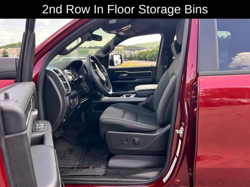 Used 2024 RAM 1500 Big Horn AWD/4WD image 34