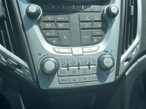 Used 2015 GMC Terrain SLE w/ LPO, Protection Package FWD image 15