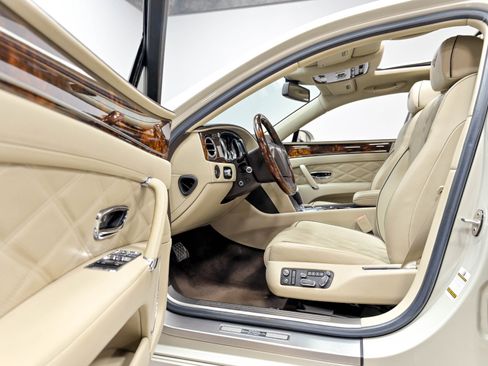 Used 2015 Bentley Flying Spur W12 AWD/4WD image 11