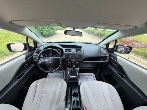 Used 2012 MAZDA MAZDA5 Sport FWD image 26