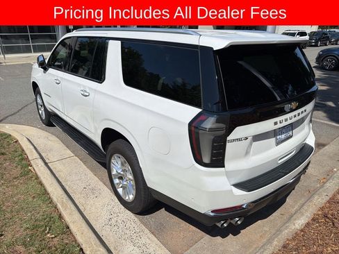 Used 2025 Chevrolet Suburban Premier AWD/4WD image 9