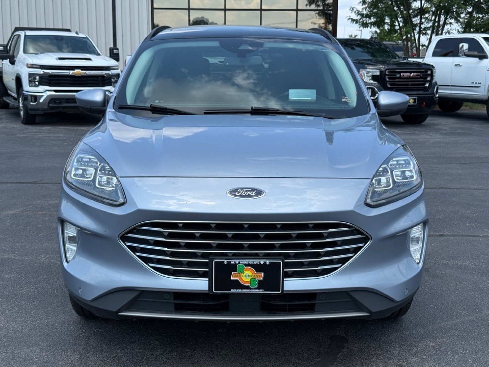 Used 2022 Ford Escape Titanium w/ Titanium Elite Package AWD/4WD image 3