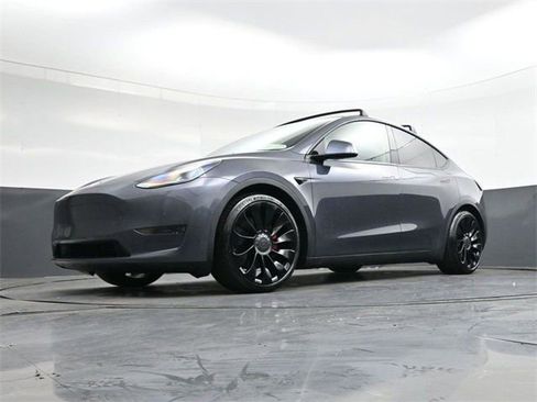 Used 2021 Tesla Model Y Performance image 37