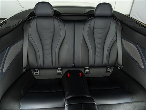 Used 2023 BMW 840i Convertible image 39