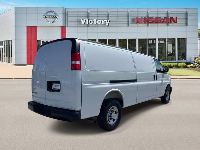 Used 2025 Chevrolet Express 2500 Extended w/ Driver Convenience Package RWD image 3