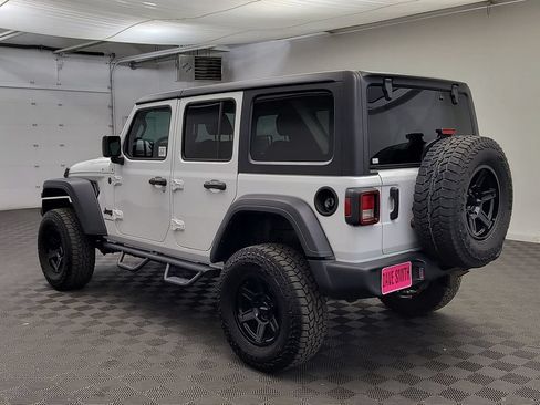 Used 2026 Jeep Wrangler Unlimited Sport AWD/4WD image 3