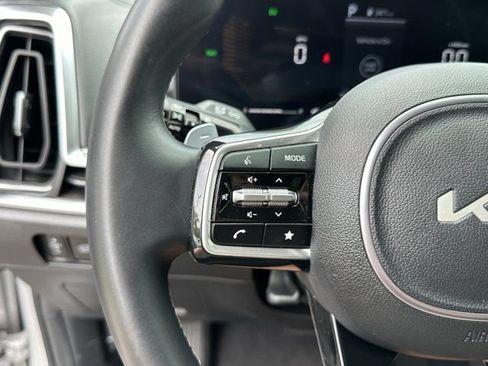 Used 2025 Kia Sorento EX w/ EX Panoramic Sunroof Package FWD image 35