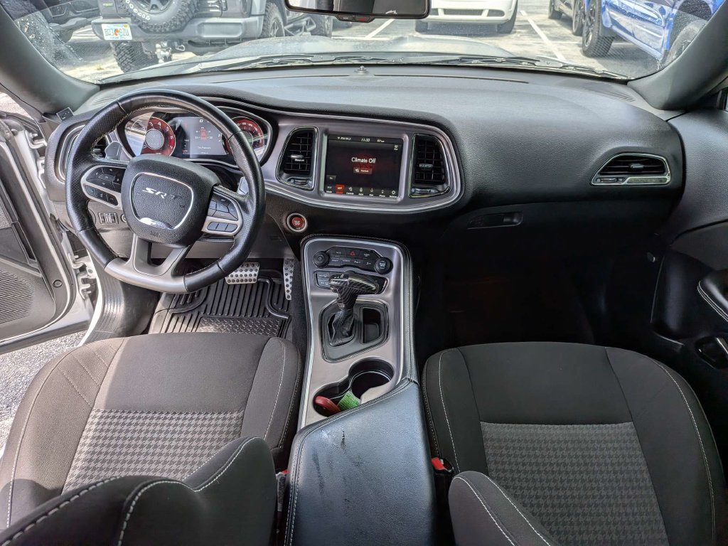 Used 2022 Dodge Challenger SRT Hellcat RWD image 15