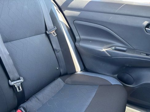 Used 2025 Nissan Versa SV FWD image 35