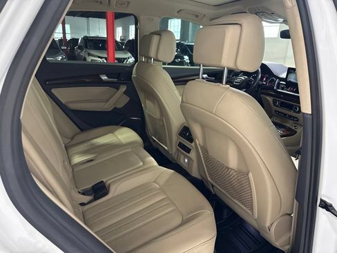 Used 2020 Audi Q5 2.0T Premium AWD/4WD image 37