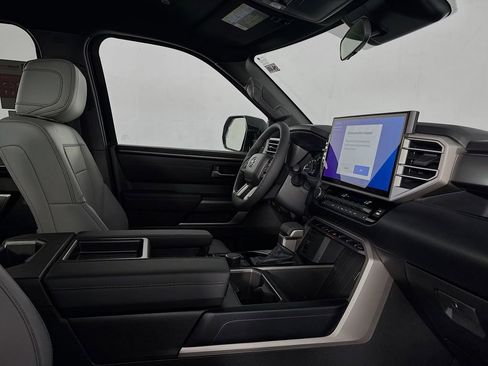 New 2026 Toyota Tundra SR5 image 33