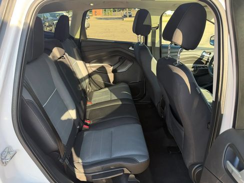 Used 2015 Ford Escape SE AWD/4WD image 18