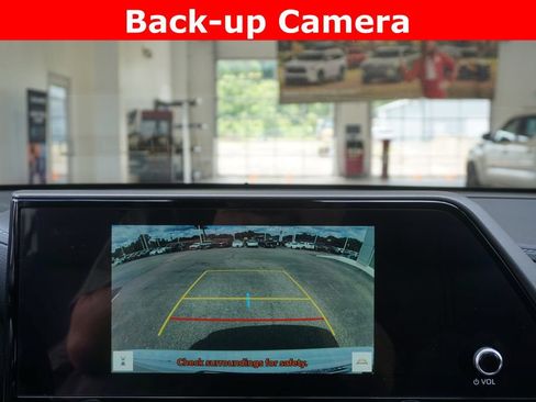 Used 2023 Toyota Highlander Limited AWD/4WD image 11