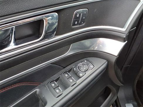Used 2017 Ford Explorer Sport w/ Equipment Group 401A image 12