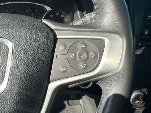 Used 2019 GMC Terrain SLE w/ Driver Convenience Package image 25