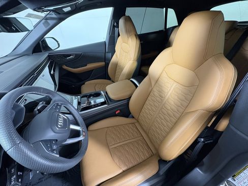 Used 2025 Audi RS Q8 performance image 11