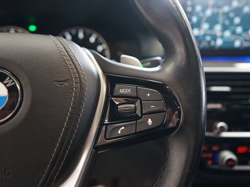 Used 2018 BMW 540i xDrive AWD/4WD image 34