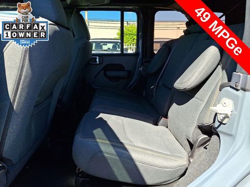 Used 2024 Jeep Wrangler Unlimited AWD/4WD image 10