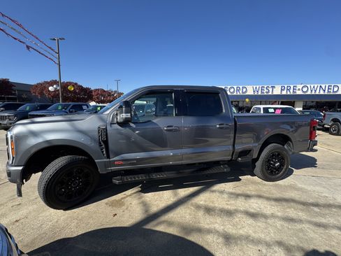 Used 2023 Ford F250 Lariat w/ Lariat Ultimate Package image 11