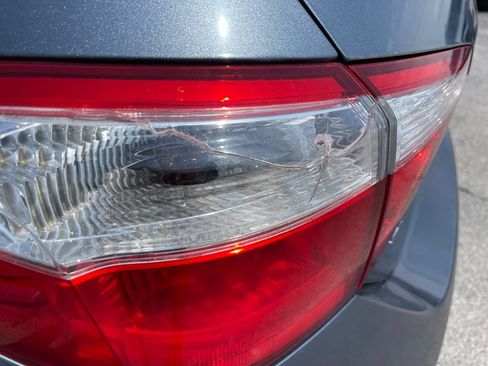 Used 2014 Toyota Corolla LE FWD image 13