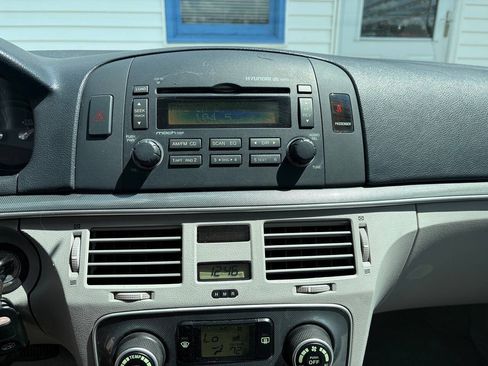 Used 2006 Hyundai Sonata LX FWD image 18