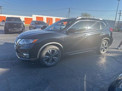 Used 2017 Nissan Rogue SL