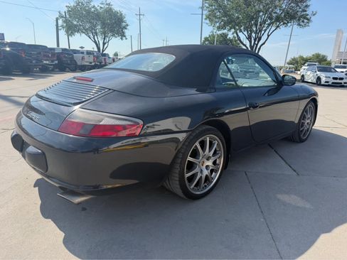 Used 2002 Porsche 911 Carrera 4 AWD/4WD image 4