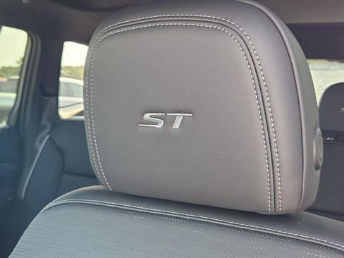 New 2026 Buick Enclave Sport Touring w/ Power Package image 22