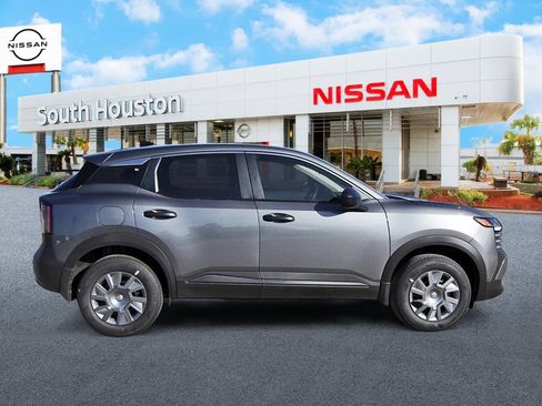 New 2026 Nissan Kicks S image 5