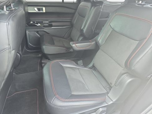 Used 2022 Ford Explorer ST-Line AWD/4WD image 14