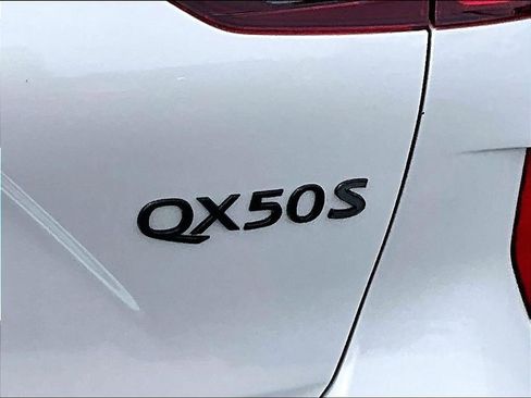 Used 2024 INFINITI QX50 Sport AWD/4WD image 29