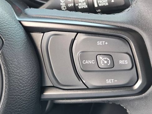 Used 2023 Jeep Wrangler Unlimited w/ Cold Weather Group AWD/4WD image 24