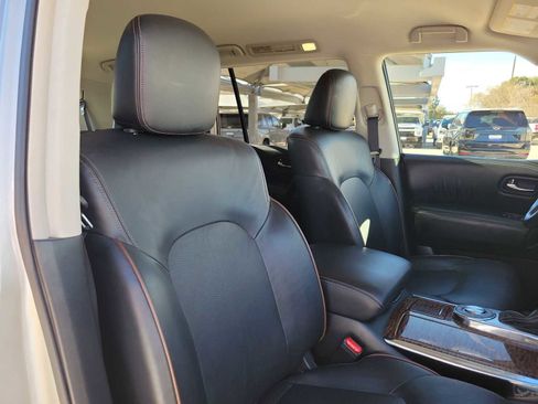 Used 2020 Nissan Armada SL image 14