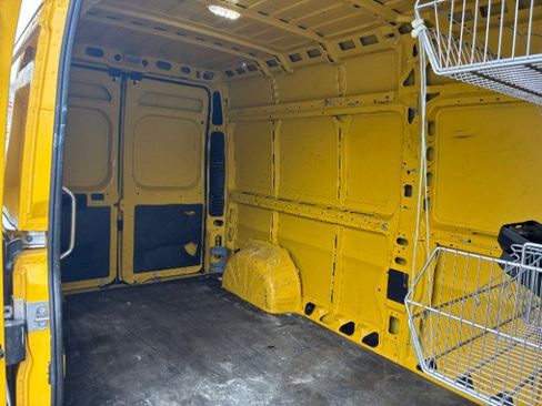 Used 2018 RAM ProMaster 2500 w/ Interior Convenience Group image 20